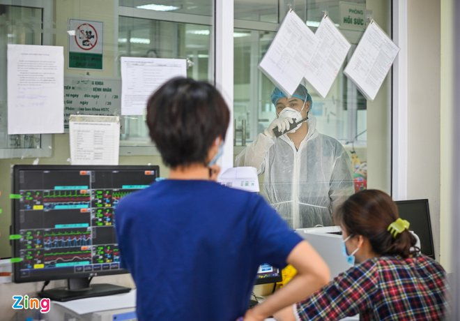 Số lượng trẻ mắc COVID-19 nhập viện tại miền Bắc có xu hướng tăng - 1