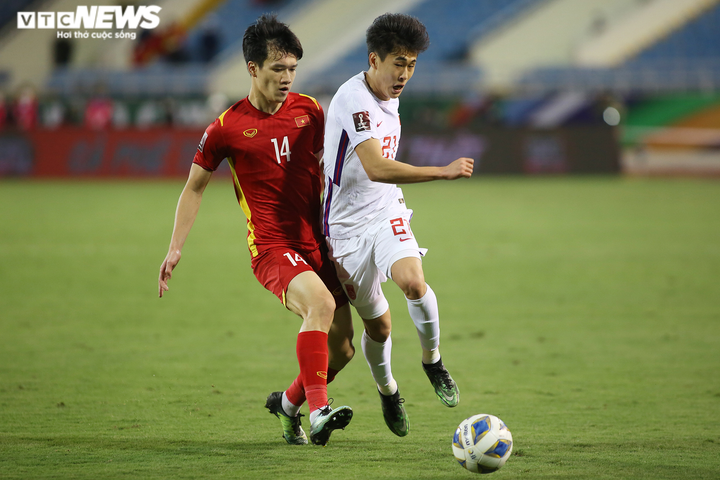 Wu Lei mất tích, Quang Hải nhảy múa giữa dàn sao triệu đô - 7