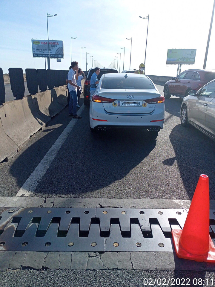 Xả trạm thu phí cao tốc TP.HCM - Long Thành - Dầu Giây - 6