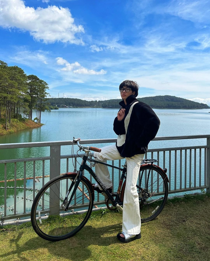 Đầu năm, 12 con giáp nên mặc đồ màu gì để được may mắn? - 21