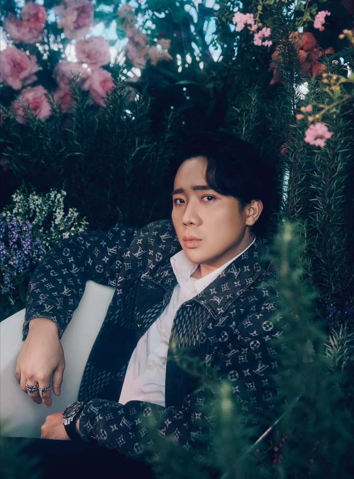 Tết ở Vbiz: Thủy Tiên an yên giữa ồn ào, Đàm Vĩnh Hưng lao vào 'cuộc chiến' mới - 5