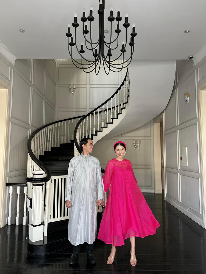 Tết ở Vbiz: Thủy Tiên an yên giữa ồn ào, Đàm Vĩnh Hưng lao vào 'cuộc chiến' mới - 9