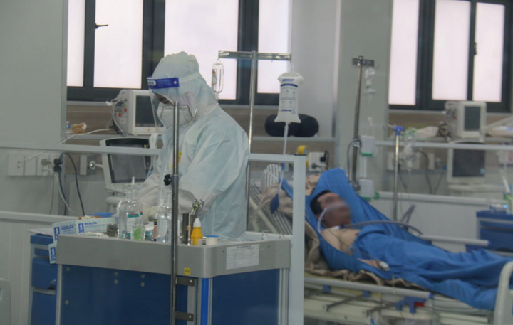 Hà Nội: Dịch vụ chăm sóc F0 3 triệu/ngày ‘nóng’ dịp Tết - 1