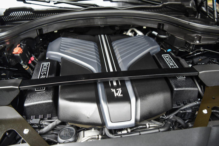 Chi tiết SUV siêu sang Rolls-Royce Cullinan Black Badge tại Việt Nam - 22