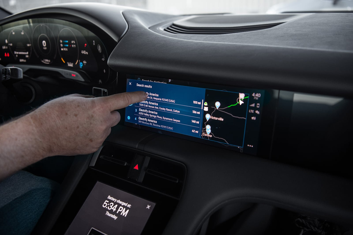 Porsche Taycan lập kỷ lục đi xuyên nước Mỹ với hơn 2 giờ sạc điện - 3