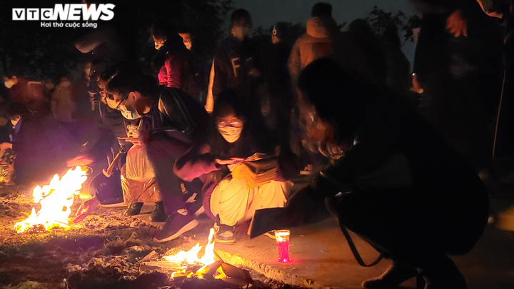 Ảnh: Độc đáo 'phiên chợ Âm - Dương' làng Ó, người mua kẻ bán không nói lời nào - 10