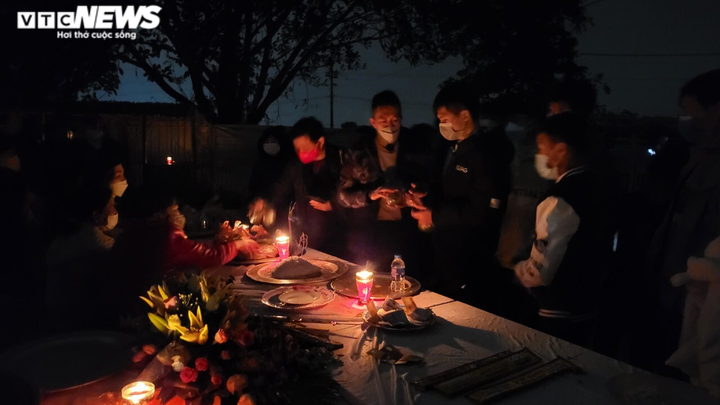 Ảnh: Độc đáo 'phiên chợ Âm - Dương' làng Ó, người mua kẻ bán không nói lời nào - 5