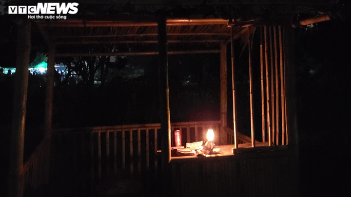 Ảnh: Độc đáo 'phiên chợ Âm - Dương' làng Ó, người mua kẻ bán không nói lời nào - 4