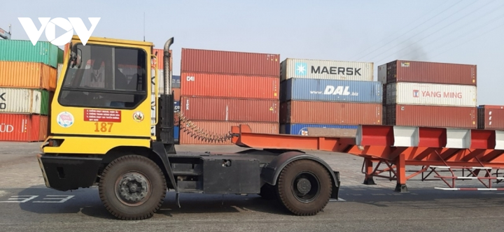 80% lao động ở các khu công nghiệp, khu chế xuất TP.HCM làm việc trở lại sau Tết - 2