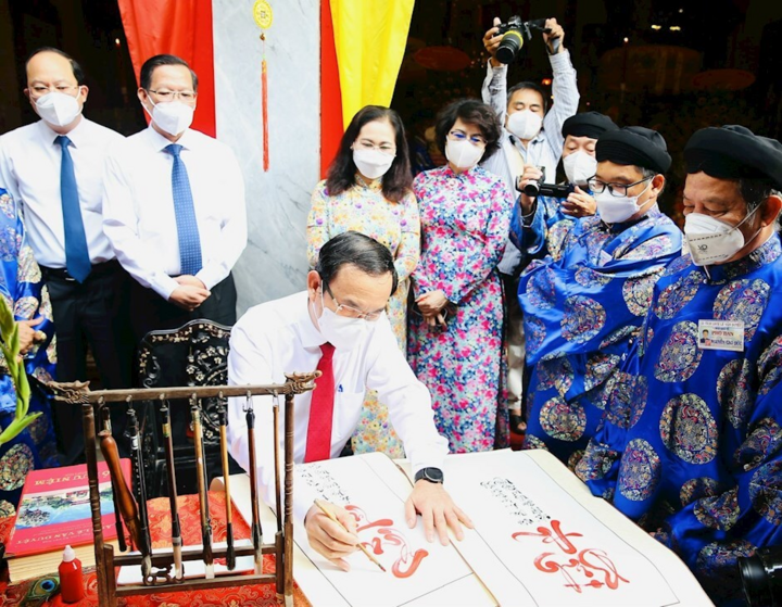 Bí thư Nguyễn Văn Nên dự Lễ Khai hạ - Cầu an đầu năm mới 2022 - 2