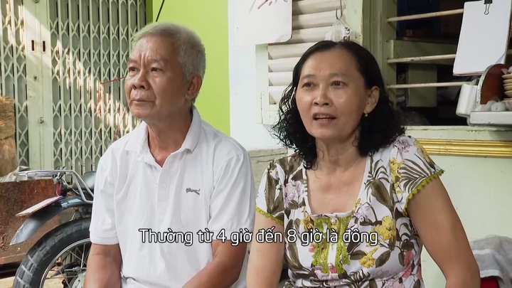 Đôi vợ chồng già được MC Quyền Linh âm thầm xây tiệm tạp hóa chỉ vì một lời hứa - 10