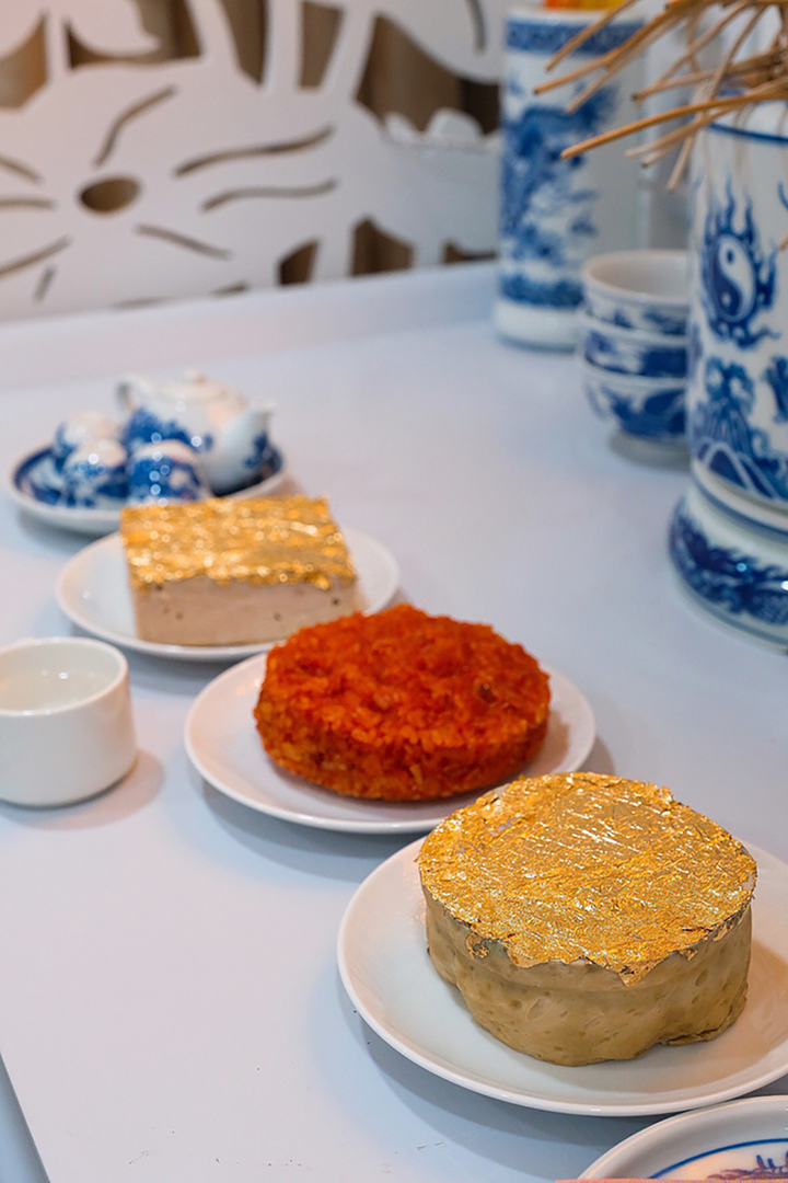 Độc lạ món giò chả dát vàng trên mâm cỗ cúng, nhìn thôi đã thấy Thần Tài đến - 6