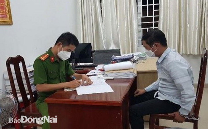 Đồng Nai: Bắt cha dượng đồi bại nhiều lần xâm hại con gái riêng của vợ - 1