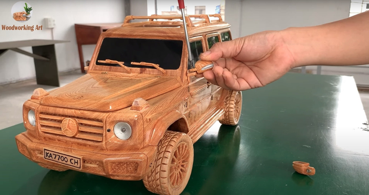 Chiêm ngưỡng Mercedes-Benz G 500 bằng gỗ cực đẹp của thợ Việt - 3