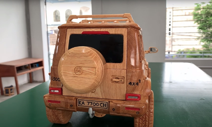 Chiêm ngưỡng Mercedes-Benz G 500 bằng gỗ cực đẹp của thợ Việt - 5
