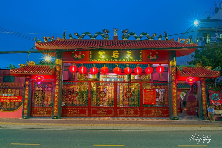 Có một góc ‘Hong Kong bên hông Bình Dương’ đẹp lung linh vào rằm tháng Giêng - 1