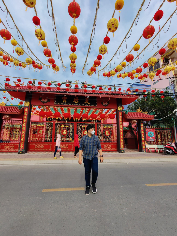 Có một góc ‘Hong Kong bên hông Bình Dương’ đẹp lung linh vào rằm tháng Giêng - 6