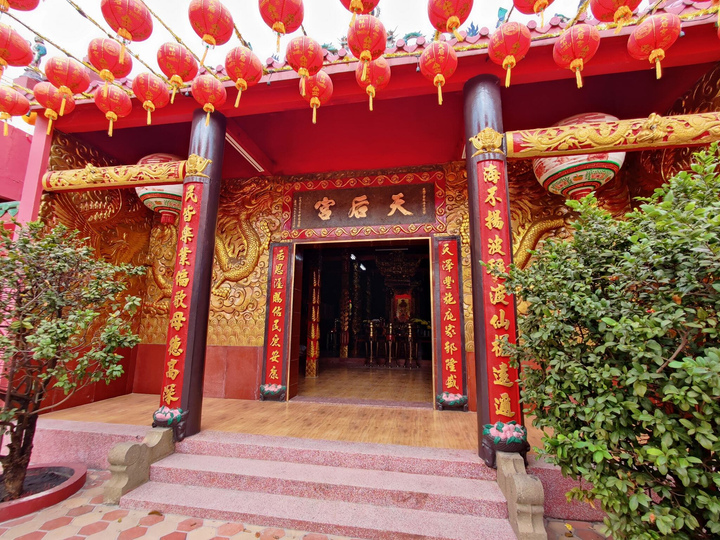 Có một góc ‘Hong Kong bên hông Bình Dương’ đẹp lung linh vào rằm tháng Giêng - 3