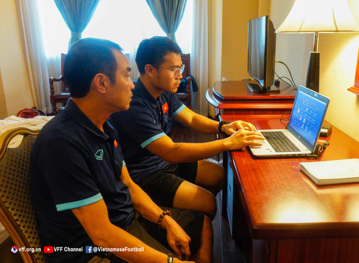 HLV Đinh Thế Nam: U23 Việt Nam hướng tới mục tiêu vô địch - 1