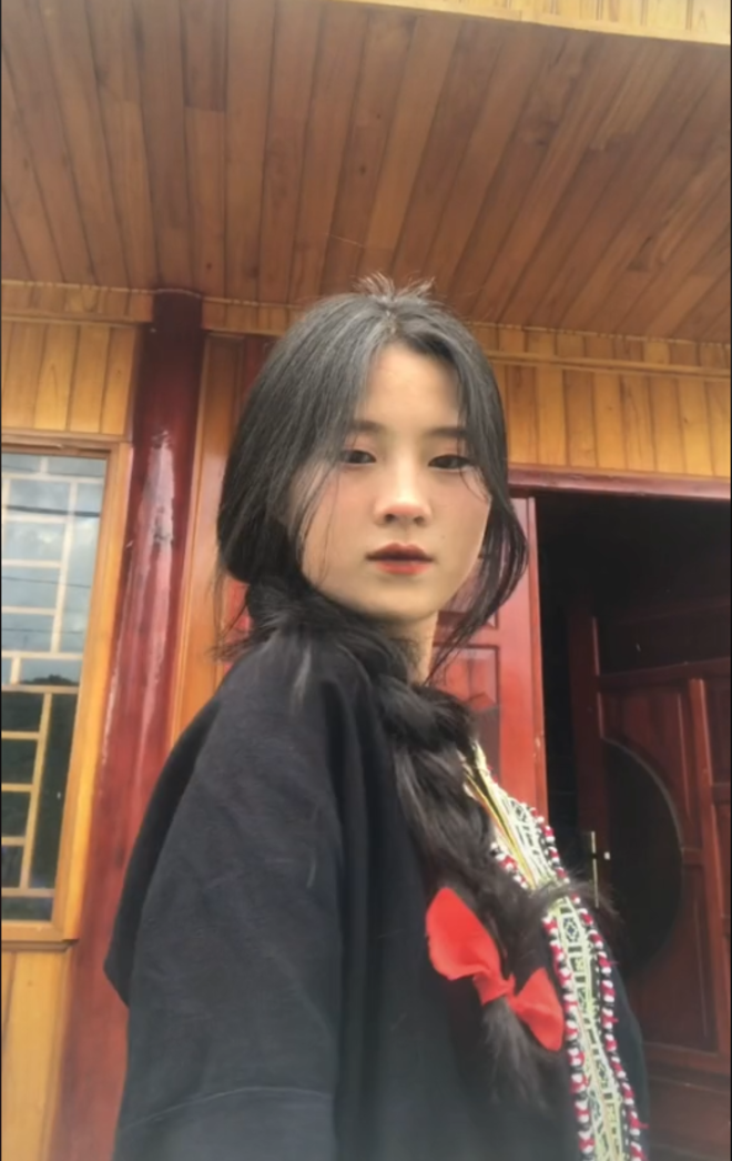 Nữ sinh dân tộc gây ấn tượng với đôi mắt 1 mí: ‘Em lớn lên với các nhà từ thiện’ - 8