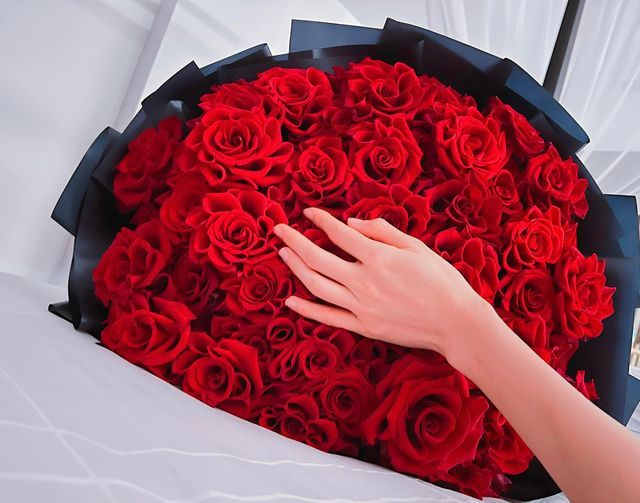'Tan chảy' với lời mật ngọt sao Việt gửi 'một nửa' ngày Valentine - 8