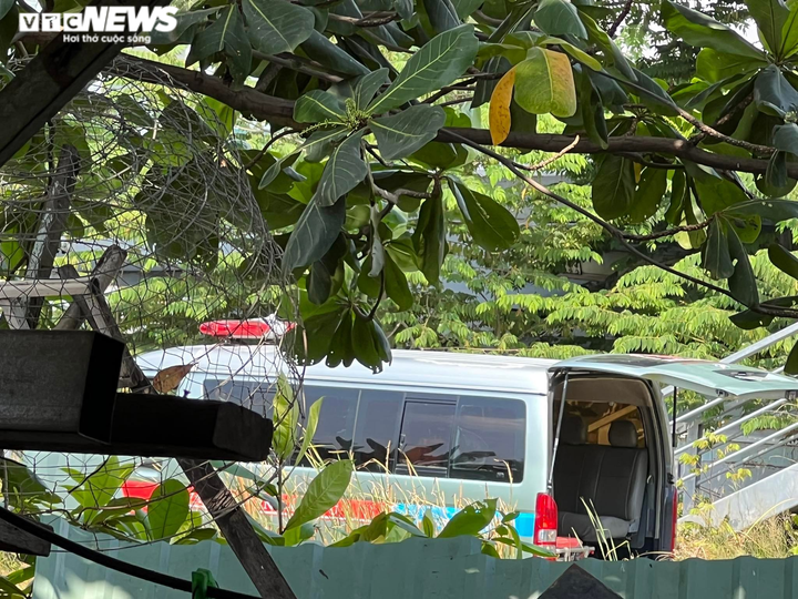 Ảnh: Hiện trường tìm thấy thi thể nam sinh mất tích khi đến TP.HCM nhập học - 4