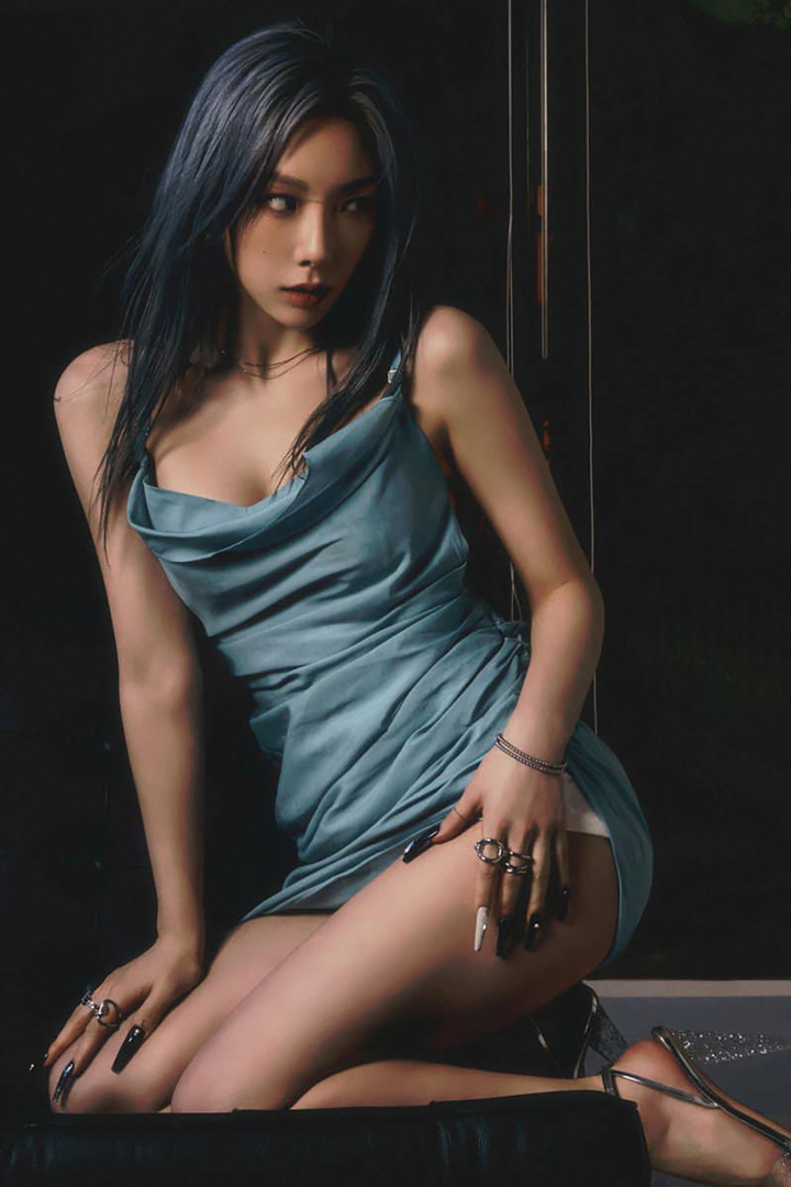 Sao Hàn quyến rũ đầu năm: Nancy lột xác hậu giảm cân, Taeyeon khoe eo con kiến - 6