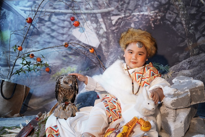 Sao nhí Muối Dubai ‘cưng xỉu” khi hóa thân thành 'Hoàng tử Mông Cổ' - 5