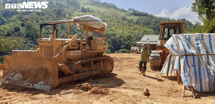 Cận cảnh rừng Quốc gia tại Đắk Lắk, Lâm Đồng bị san ủi trái phép - 4