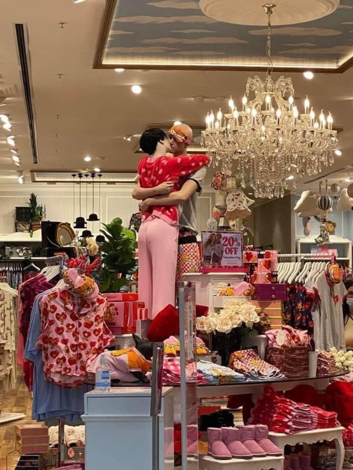 Cười bò với khoảnh khắc hậu valentine được khoe khắp nơi, ảnh cuối 'out trình' - 6