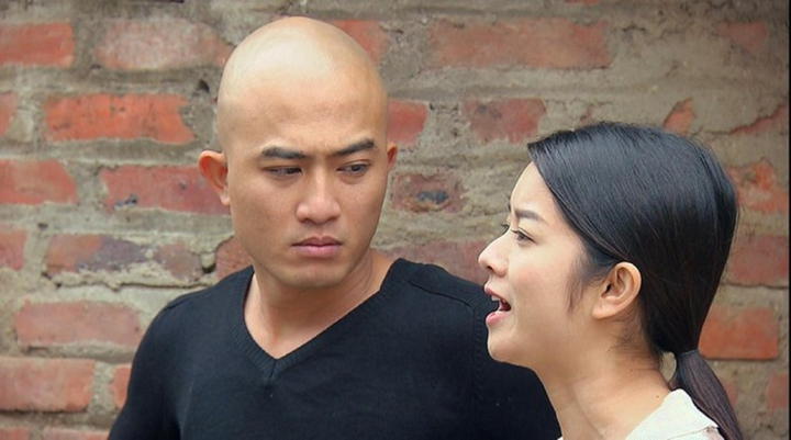 Doãn Quốc Đam vất vả nhất phim 'Phố trong làng' dù chỉ đóng vai phụ - 1