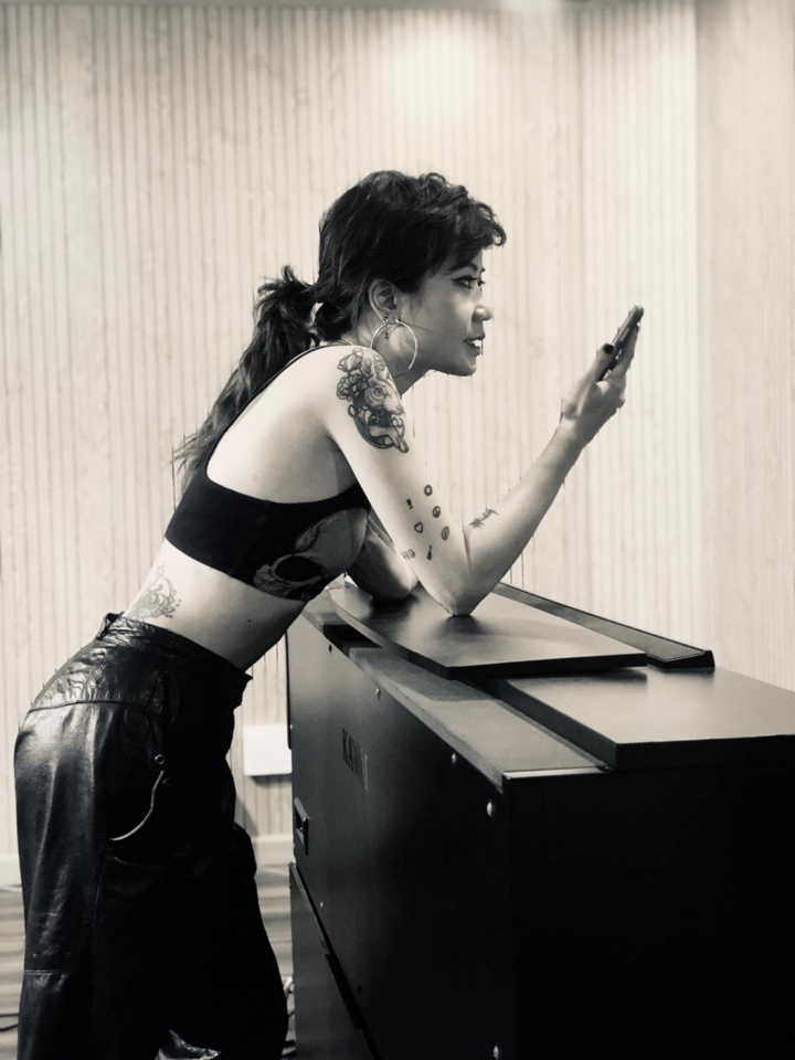 Những bóng hồng tài năng làm 'bùng cháy' sân khấu Rock Việt 2022 - 2