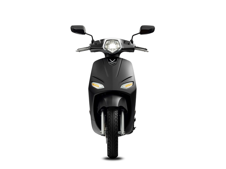 VinFast ra mắt xe máy điện mới, tốc độ tối đa 80km/h - 6