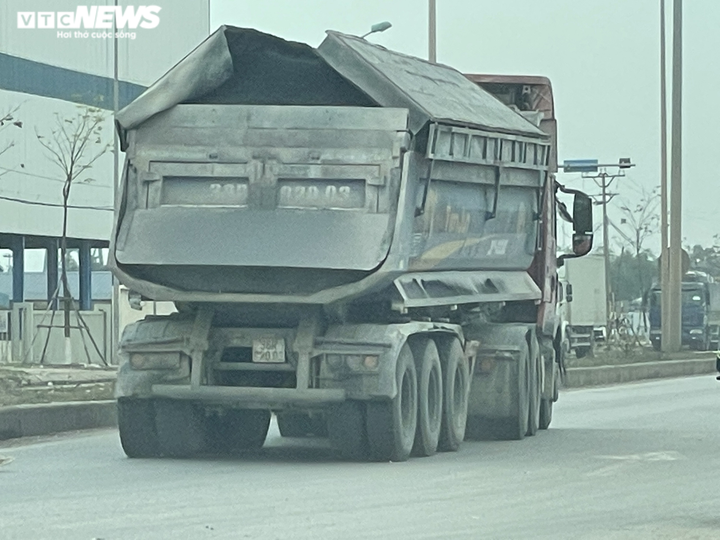 Xe cơi nới thành thùng, quá hạn kiểm định tung hoành ở Khu kinh tế Nghi Sơn - 9