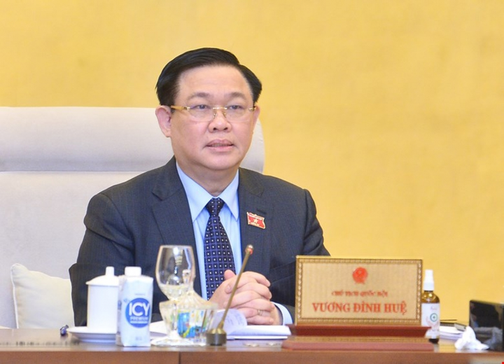 Bác sĩ nước ngoài chữa bệnh cho người Việt Nam phải thành thạo tiếng Việt? - 3