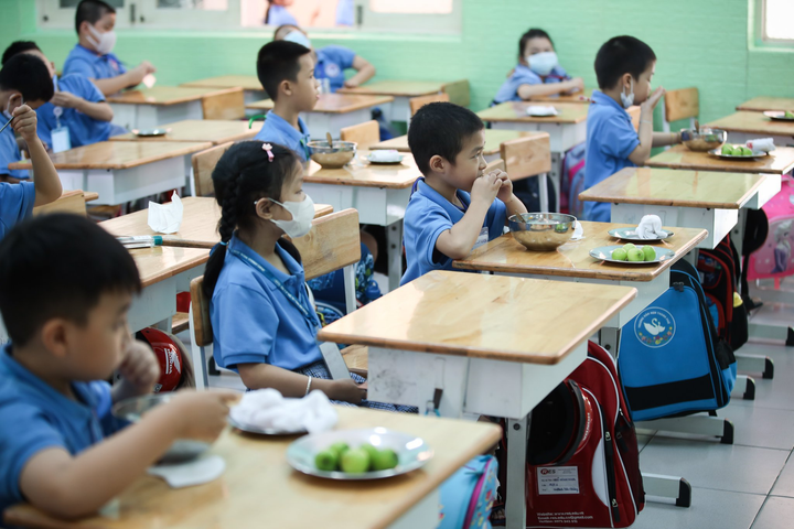 Nhiều phụ huynh chưa đồng ý cho học sinh đến lớp: Sở GD&ĐT Hà Nội nói gì? - 2