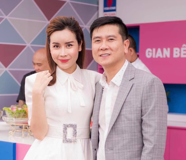 3 cặp sao muốn ly dị nhưng đổi ý: Có đôi đến tòa sai ngày, rủ nhau ăn phở rồi về - 4