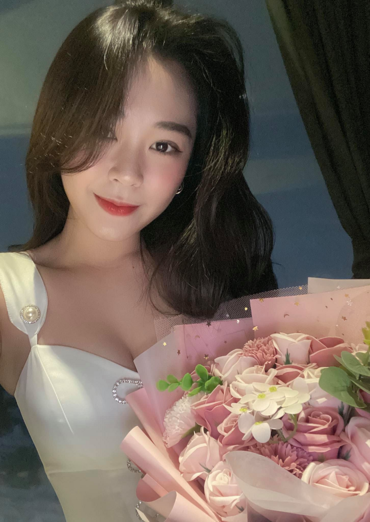 Ba 'anh công an hot nhất phim Việt' có vợ, bạn gái xinh như hotgirl - 32
