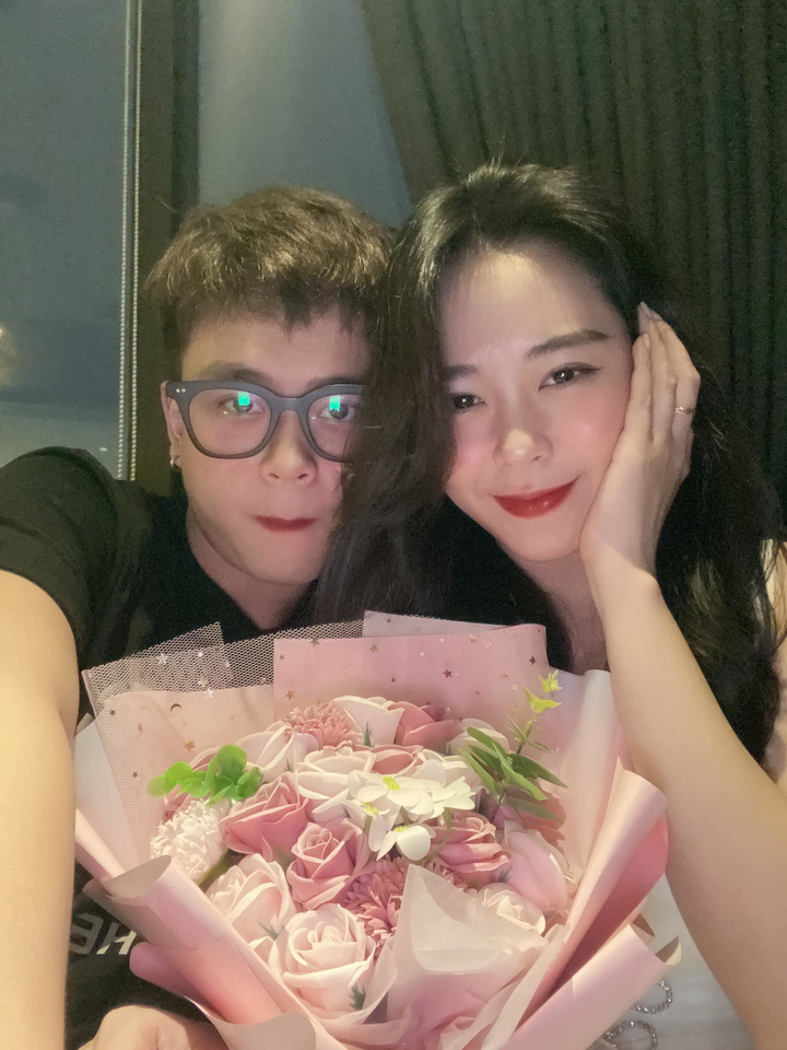 Ba 'anh công an hot nhất phim Việt' có vợ, bạn gái xinh như hotgirl - 24