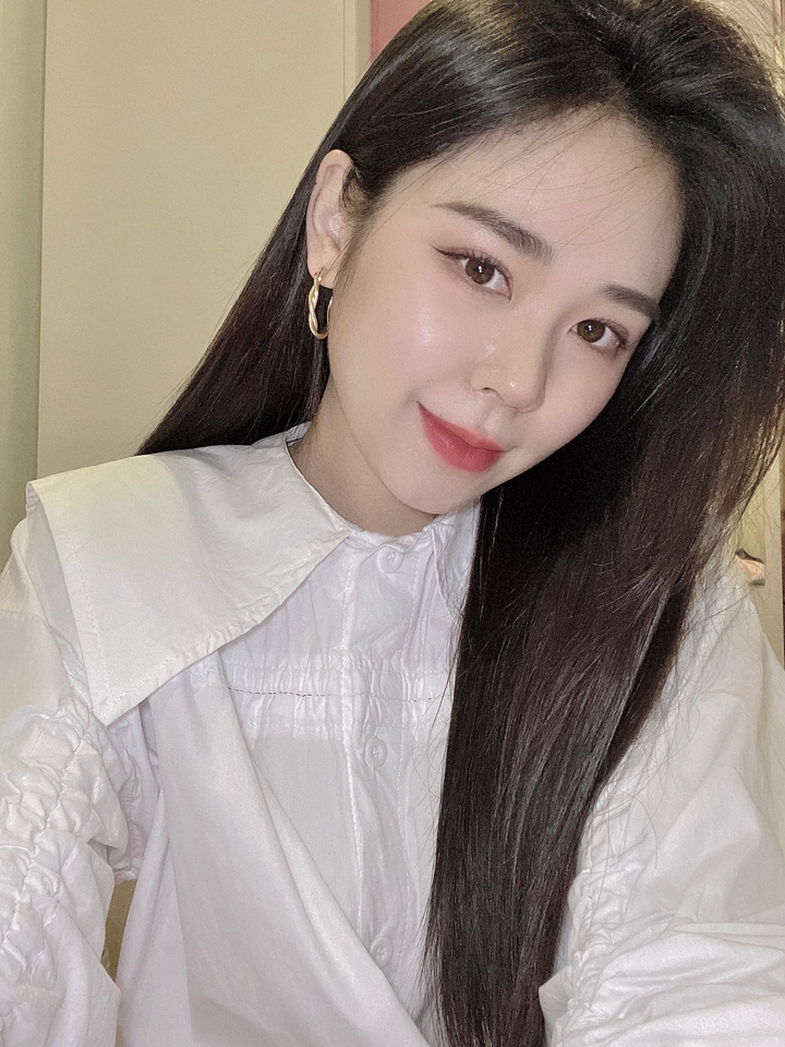 Ba 'anh công an hot nhất phim Việt' có vợ, bạn gái xinh như hotgirl - 29