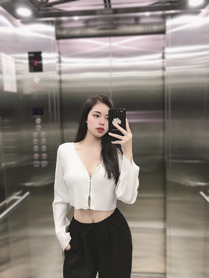 Ba 'anh công an hot nhất phim Việt' có vợ, bạn gái xinh như hotgirl - 22