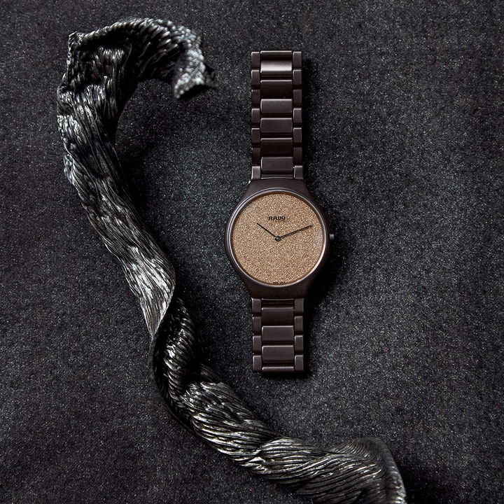 Thay dây đồng hồ Rado chính hãng giá bao nhiêu? - 1