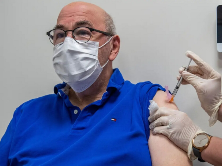 Mỹ chưa có kế hoạch tiêm liều vaccine COVID-19 thứ 4 - 1