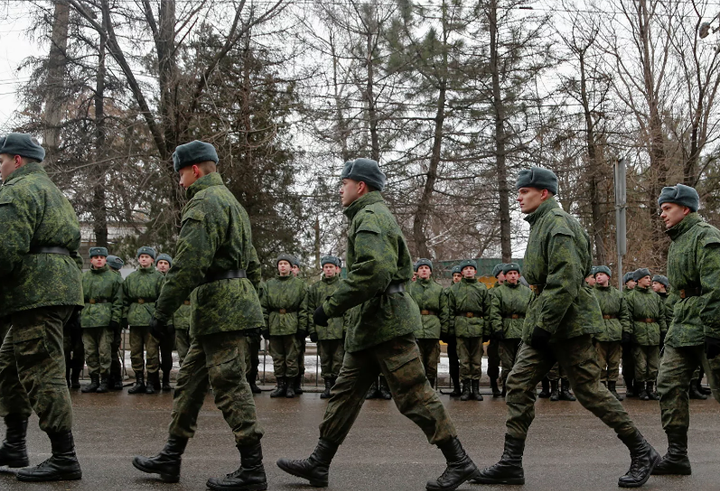 Lãnh đạo lực lượng ly khai Ukraine ban bố lệnh tổng động viên - 1