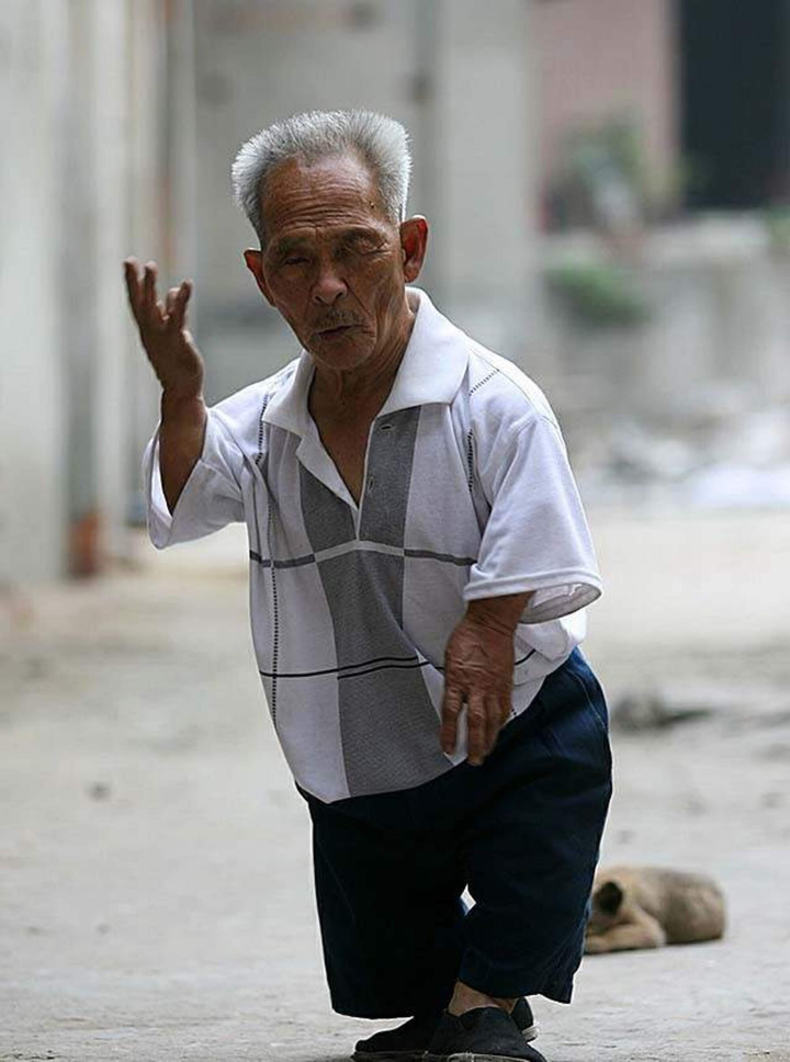 Cụ ông 85 tuổi cao 98 cm đăng tin tuyển vợ, 30 người ứng cử trong phút mốt - 3