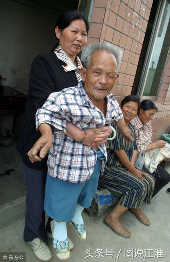 Cụ ông 85 tuổi cao 98 cm đăng tin tuyển vợ, 30 người ứng cử trong phút mốt - 7