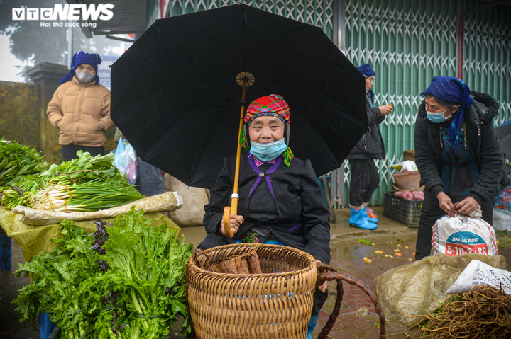 Ảnh: Độc đáo phiên chợ trong sương của người Hà Nhì đen - 6