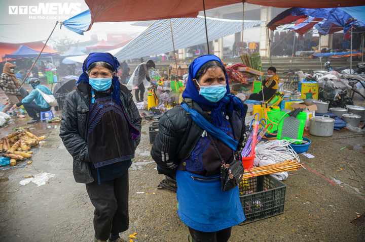 Ảnh: Độc đáo phiên chợ trong sương của người Hà Nhì đen - 5