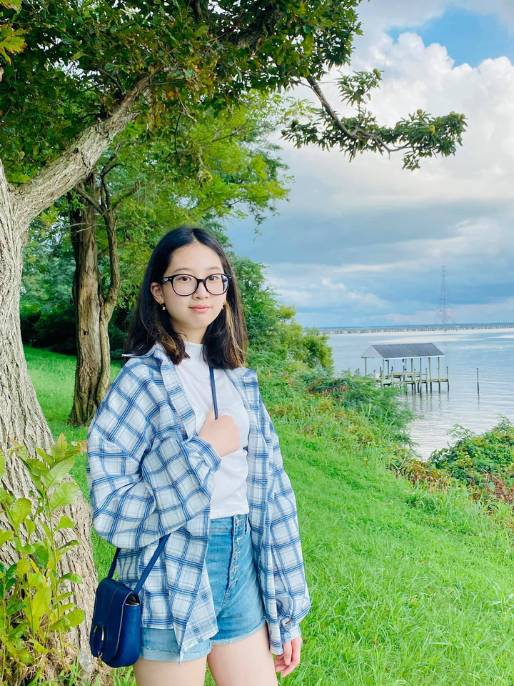 Con gái 13 tuổi xinh xắn, cao vượt trội của Minh Thư 'Gái nhảy' - 6