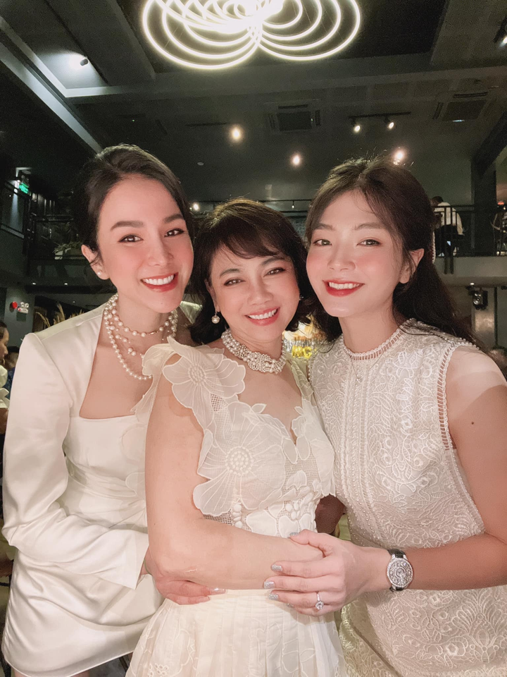 Sau biến cố hôn nhân, nhan sắc Diệp Lâm Anh càng nóng bỏng - 5